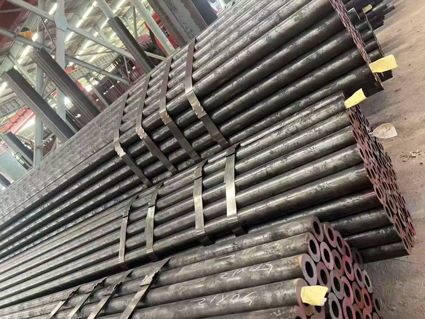 呼伦贝尔市无缝钢管切割定尺切割加工不锈钢无缝钢管 - 厂家